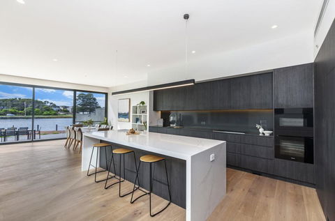 Shear Pine - Accommodation Gold Coast 2
