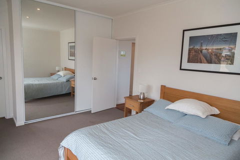 Shearers Rest - 5 Davey Road - Gold Coast 4U 1