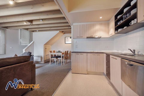 Shiraz - Accommodation Gold Coast 3