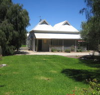Showgrounds Cottage Naracoorte - Gold Coast 4U