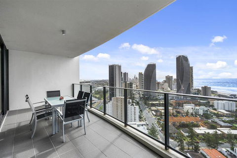 Sierra Grand Broadbeach - GCLR - Gold Coast 4U 2