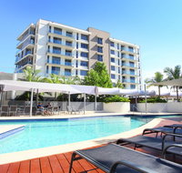 Signature Waterfront Apartments - 1 Gold Coast