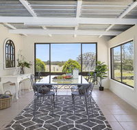 Silky Oak Cottage - cosy with country views - Gold Coast 4U