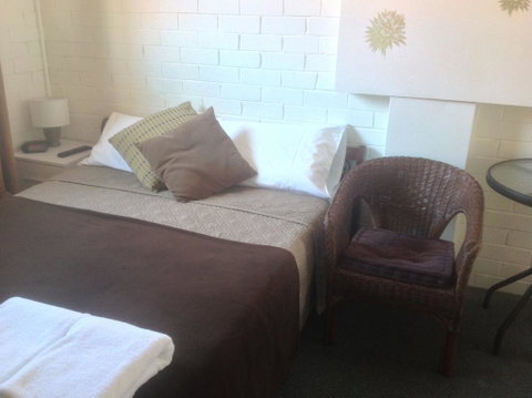 Silver Sands Studio Room - Accommodation Gold Coast 2