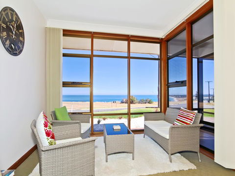 Simply Daydream - Gold Coast 4U 0