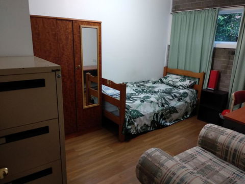 Single Room In Wollongong Near Uni - Gold Coast 4U 0