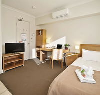 Single Room w/ Private Bathroom in Brunswick - Accommodation Gold Coast