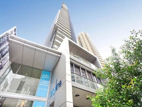 SK1 - Spotless 2BR SkyHome Long Stays Welcome - Gold Coast 4U 0