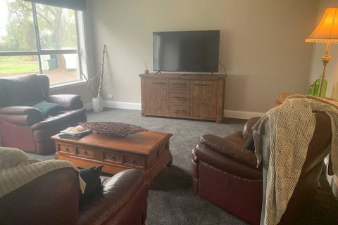 Skibo Cottage - 1 Gold Coast 3