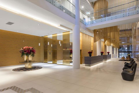 SKYE Hotel Suites Parramatta - Gold Coast 4U 1