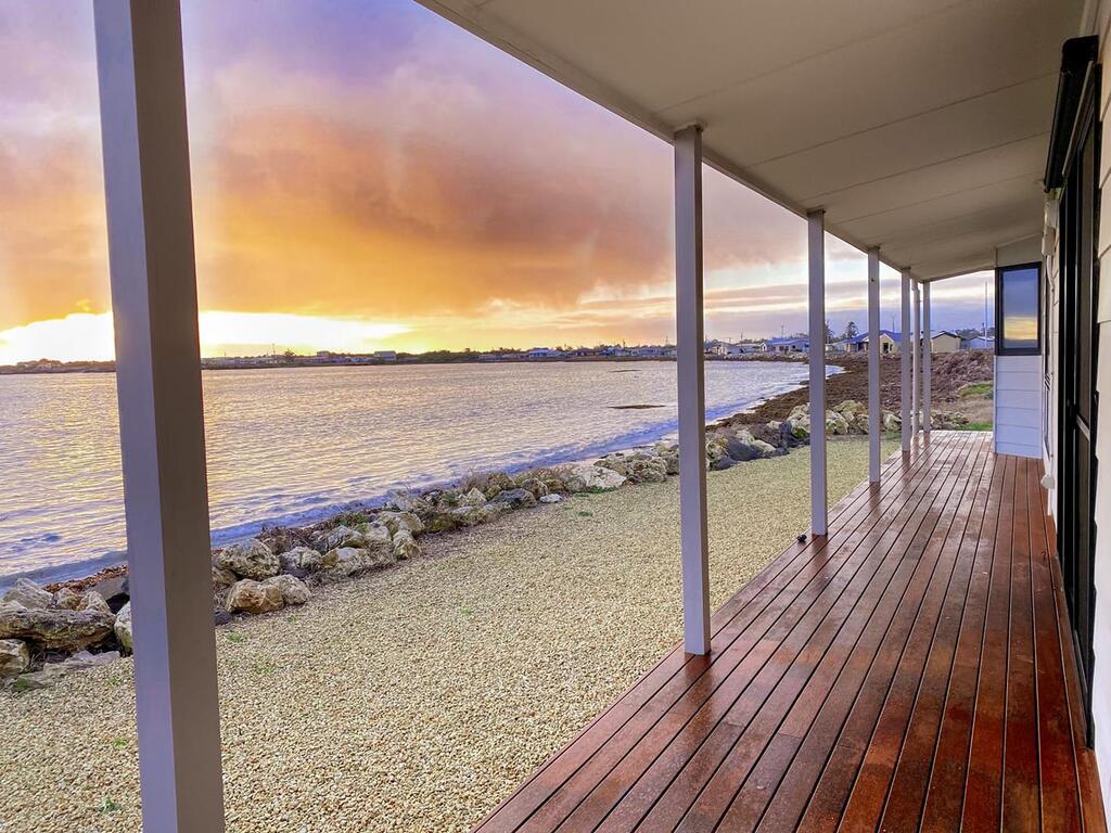Pelican Point SA Accommodation Gold Coast