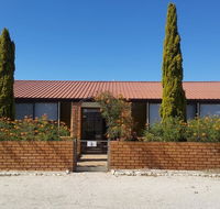 Smoky Bay Holiday House - Gold Coast 4U