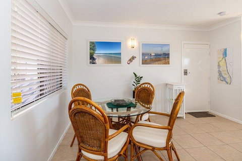 Smooth Sailing - 1 Gold Coast 1