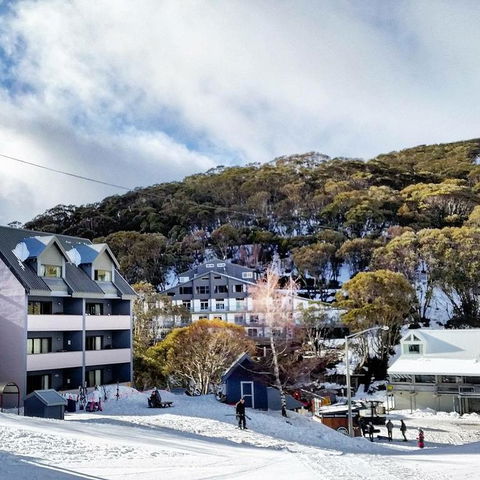 Snow Ski Apartments 05 - Gold Coast 4U 3