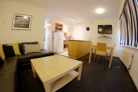 Snow Ski Apartments 09 - Gold Coast 4U 2