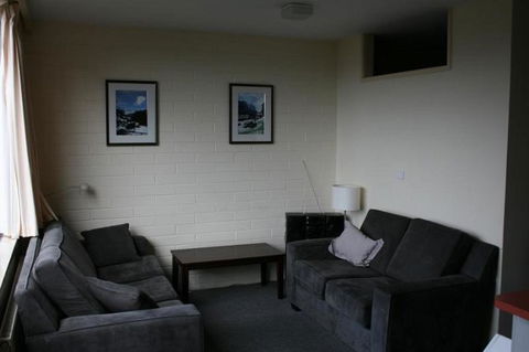 Snow Ski Apartments 19 - Gold Coast 4U 3