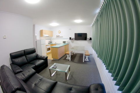 Snow Ski Apartments 25 - Gold Coast 4U 2