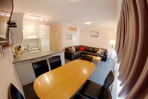 Snow Ski Apartments 28 - Gold Coast 4U 2