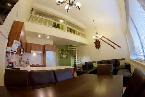 Snow Ski Apartments 32 - Gold Coast 4U 1