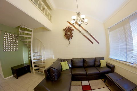Snow Ski Apartments 32 - Gold Coast 4U 2