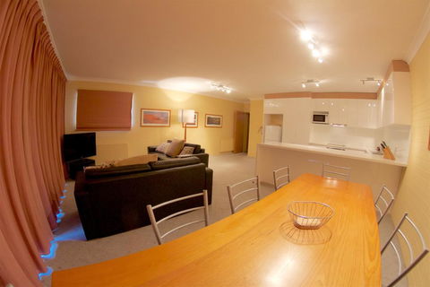 Snow Ski Apartments 36 - Gold Coast 4U 0