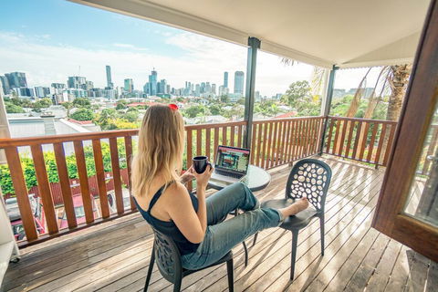 Somewhere To Stay Backpackers - Gold Coast 4U 0