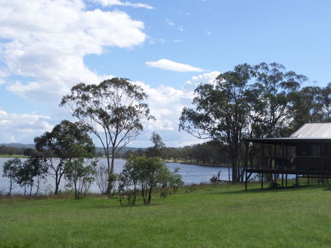 Sommerville Valley Tourist Park & Resort - Accommodation Gold Coast 1