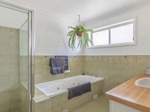 Sounds By The Sea - Open Plan Living, Metres To Beach - Accommodation Gold Coast 3