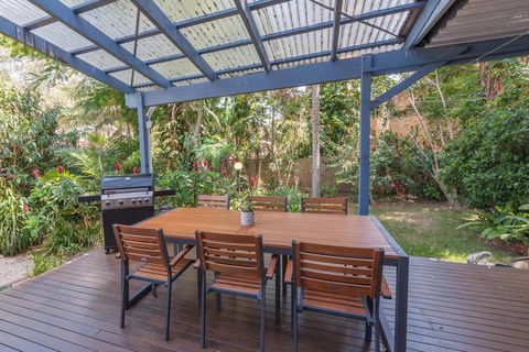 South Golden Beach - Gold Coast 4U 3