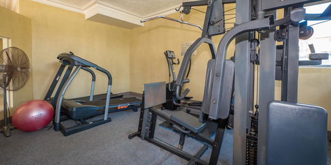 Southern Cross Beachfront Holiday Apartments - Accommodation Gold Coast 3
