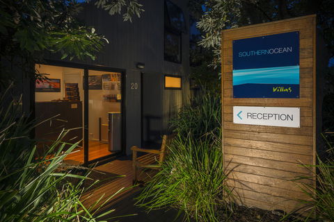 Southern Ocean Villas - Gold Coast 4U 1