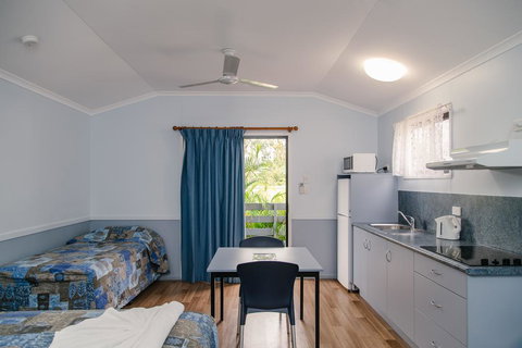Southside Holiday Village - Accommodation Gold Coast 0