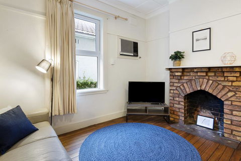 Spacious & Relaxed 4 Bed House - Pets Welcome - Accommodation Gold Coast 3