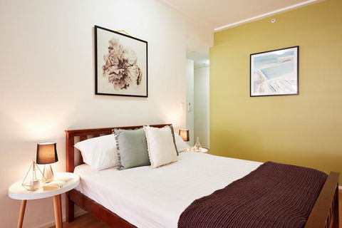 Spacious And Bright Studio In The Middle Of Town - Accommodation Gold Coast 1