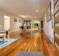 Spacious House in Heart of Surfers Paradise