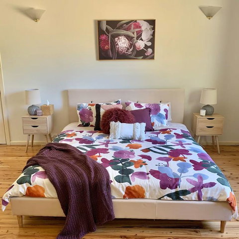 Spacious, Clean , Relaxing Country Escape Perfect For Large Groups And Families - Accommodation Gold Coast 3