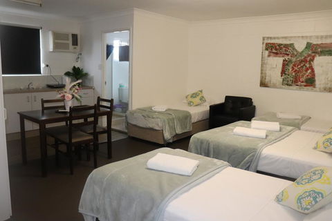 Spanish Lace Motor Inn - Gold Coast 4U 2