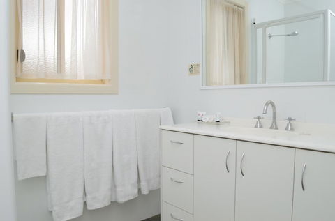 Sportsmans Motor Inn - Gold Coast 4U 2