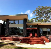 Spring Beach Garden Retreat - Gold Coast 4U
