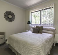 Spring Hill with Pool - Gold Coast 4U