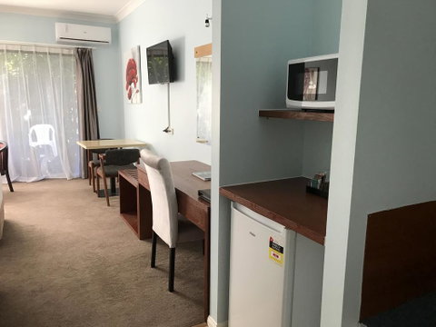 Springwood Motor Inn - Accommodation Gold Coast 3