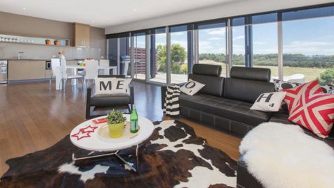 ST ANDREWS BEACH APARTMENT 4.02 - Accommodation Gold Coast 1