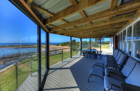 Stanley View Beach House - Accommodation Gold Coast 2