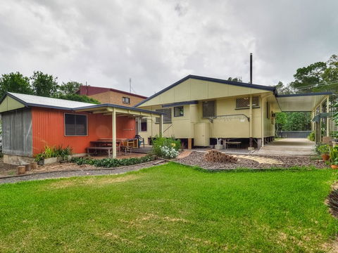 Starfish Shack By The Sea - Accommodation Gold Coast 1