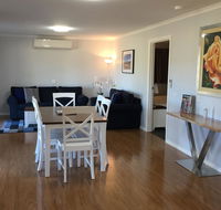 Starline Alpacas Farmstay Resort - Gold Coast 4U