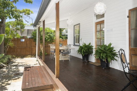 Starr Cottage Byron Bay - Walk To Town In 5 Minutes! - Accommodation Gold Coast 1