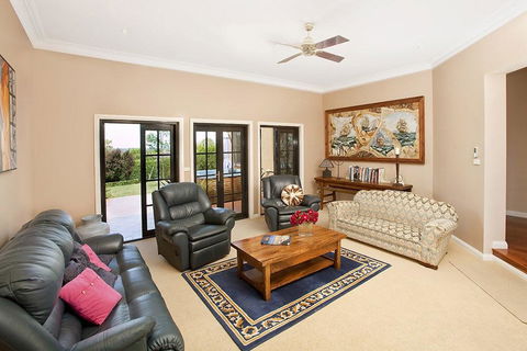 Stately Bowral Designer Home - Accommodation Gold Coast 1