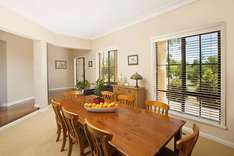 Stately Bowral Designer Home - Accommodation Gold Coast 3