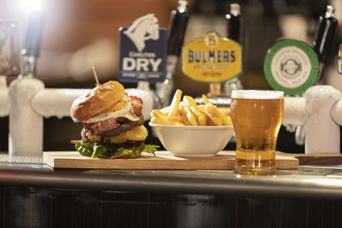 Statesman Hotel - Accommodation Gold Coast 3