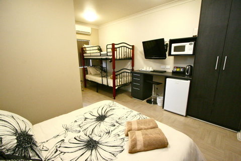 Station Hotel Motel Kurri - Accommodation Gold Coast 3